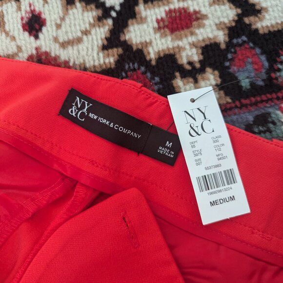 New York & Co Bright Red Pants - Picture 3 of 3